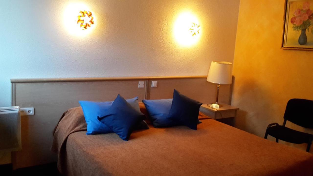 Hotel Saint Jean Montclar  Esterno foto
